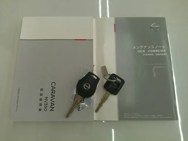 ニッサン NV350キャラバン 4WD