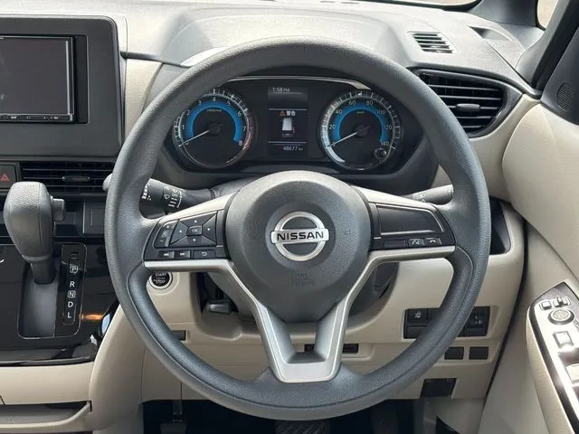 ニッサン　ルークス