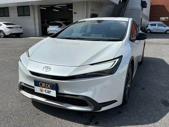 トヨタ プリウス