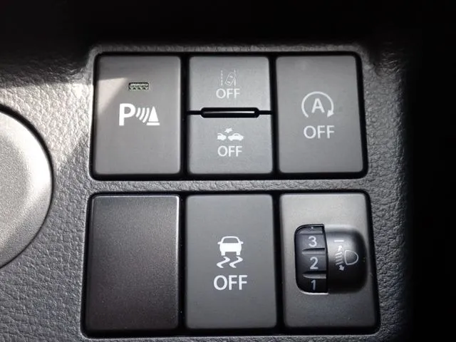 キャロル（マツダ）の車両写真