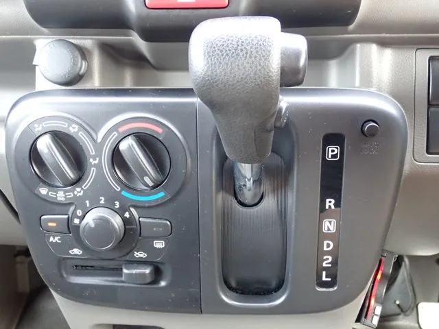 スズキ　エブリイバン