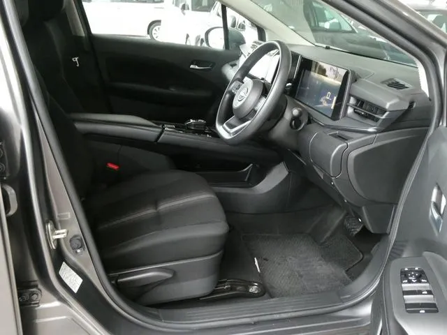 ノート（ニッサン）の車両写真