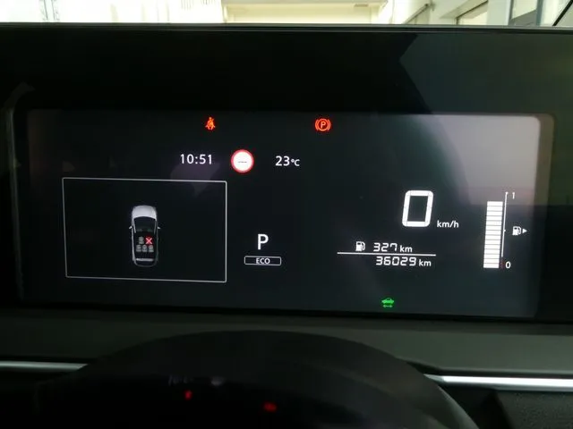 ノート（ニッサン）の車両写真