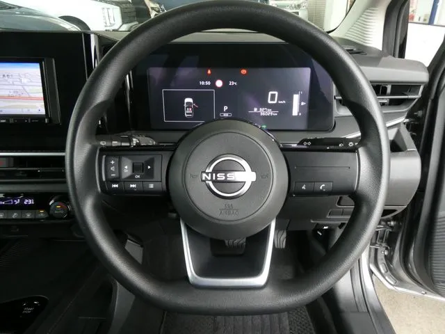 ノート（ニッサン）の車両写真