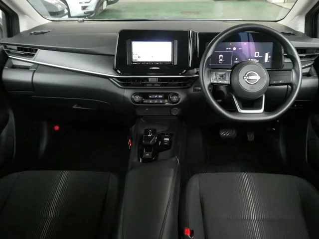 ノート（ニッサン）の車両写真