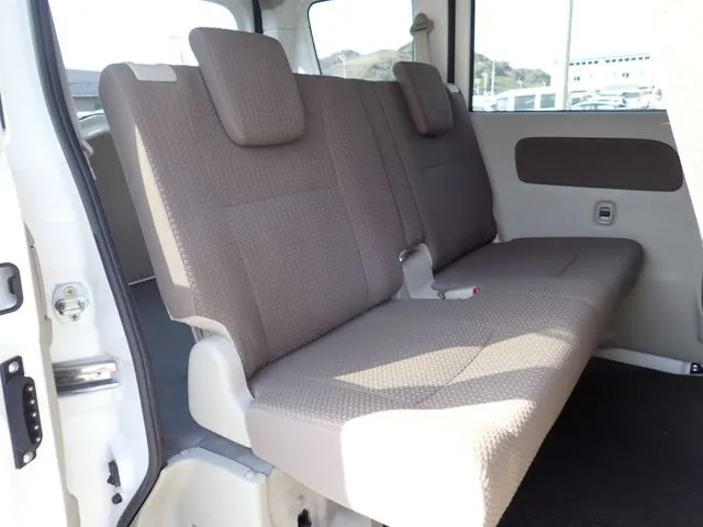 ミニキャブバン（ミツビシ）の車両写真