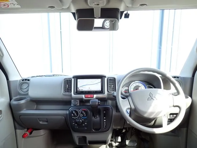 ミニキャブバン（ミツビシ）の車両写真