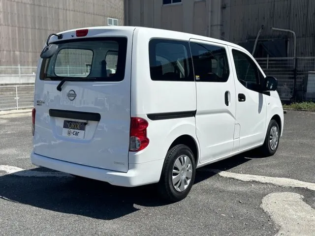 NV200バネットバン(ニッサン)の車両写真