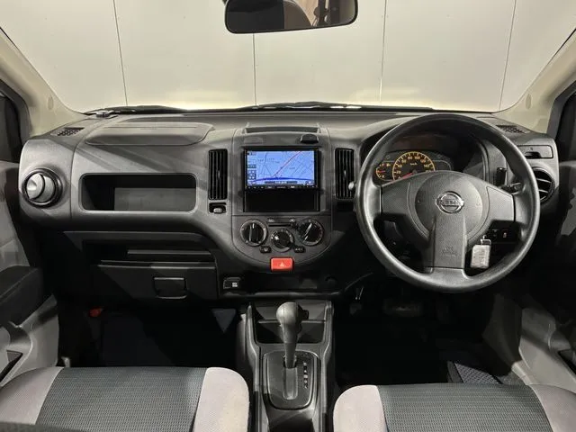 ニッサン NV150 AD 2WD