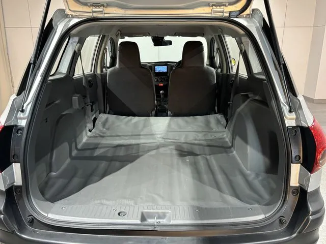 ニッサン NV150 AD 2WD