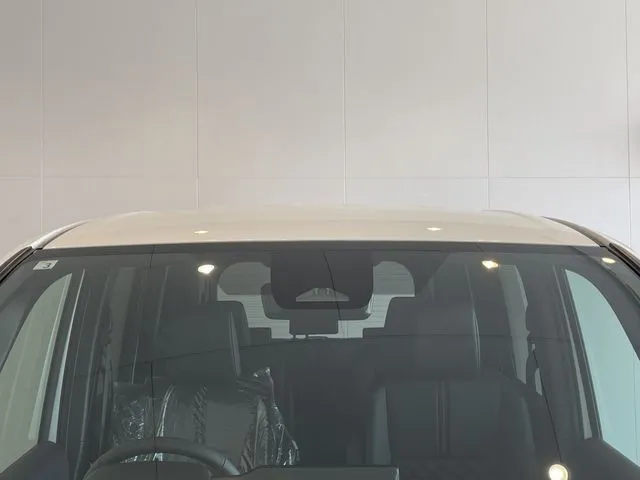 トヨタ ヴォクシー ハイブリッド