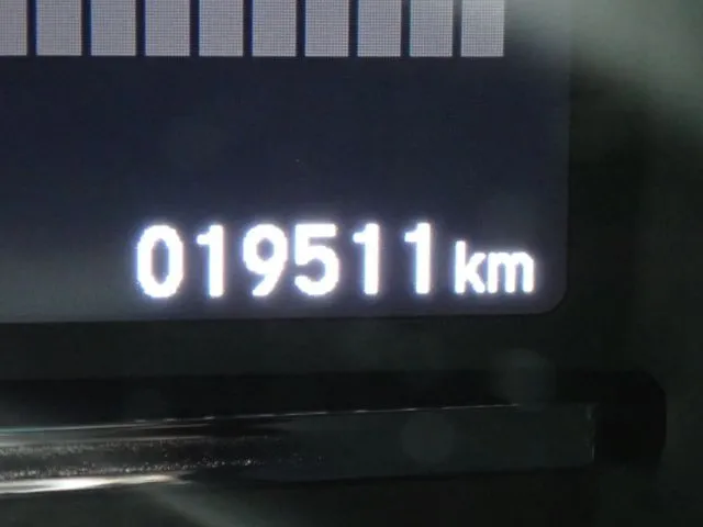 シャトル　ハイブリッド（ホンダ）の車両写真