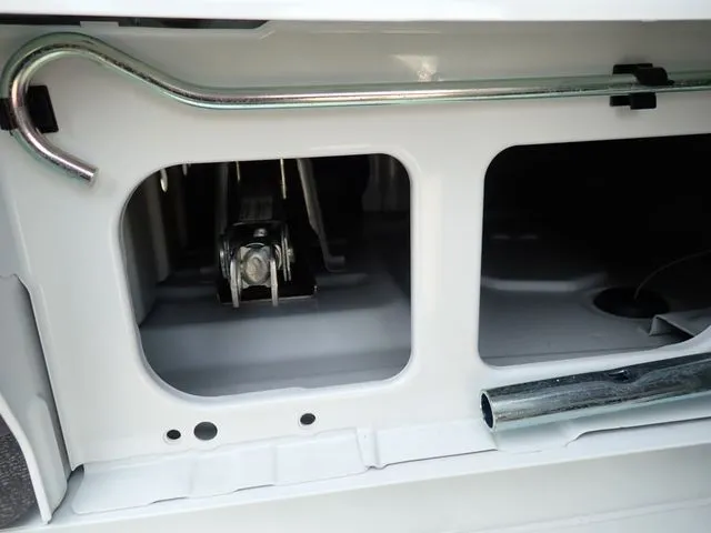 エブリイバン（スズキ）の車両写真