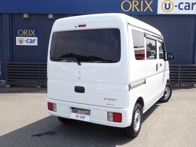 エブリイバン(スズキ)の車両写真