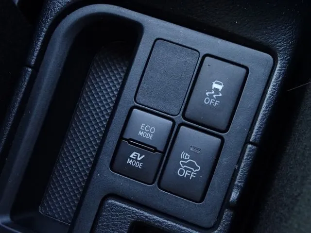 ヴィッツ　ハイブリッド（トヨタ）の車両写真