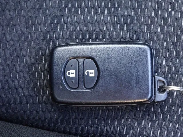 ヴィッツ　ハイブリッド（トヨタ）の車両写真