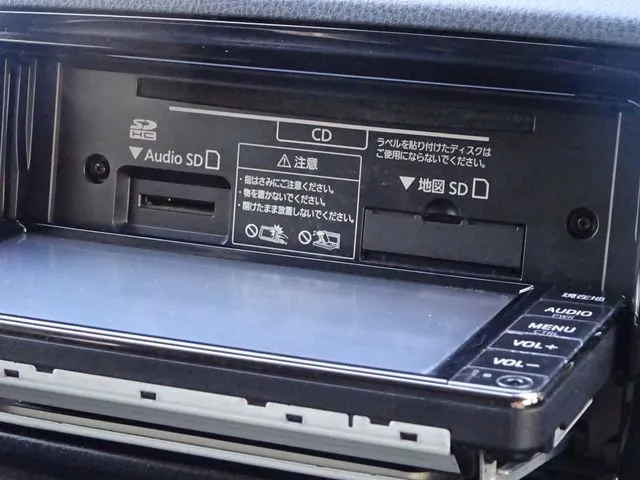 ヴィッツ　ハイブリッド（トヨタ）の車両写真