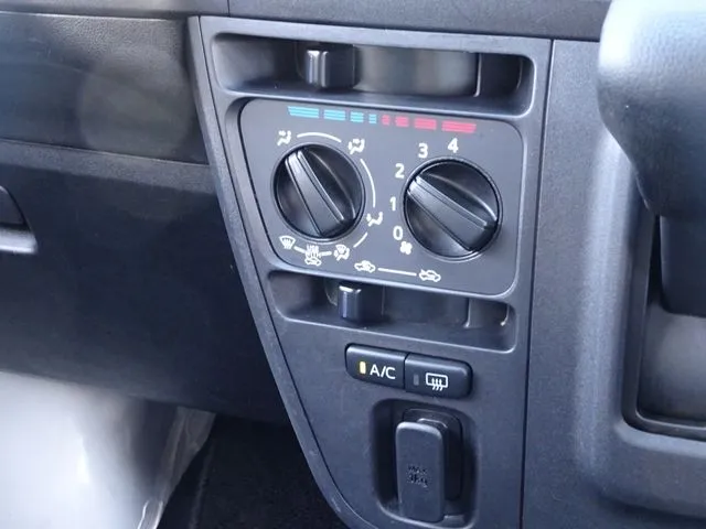 ダイハツ ハイゼットカーゴ