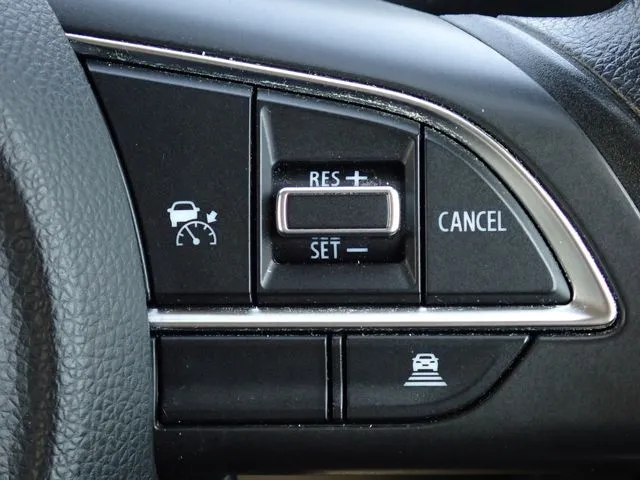 スイフト（スズキ）の車両写真