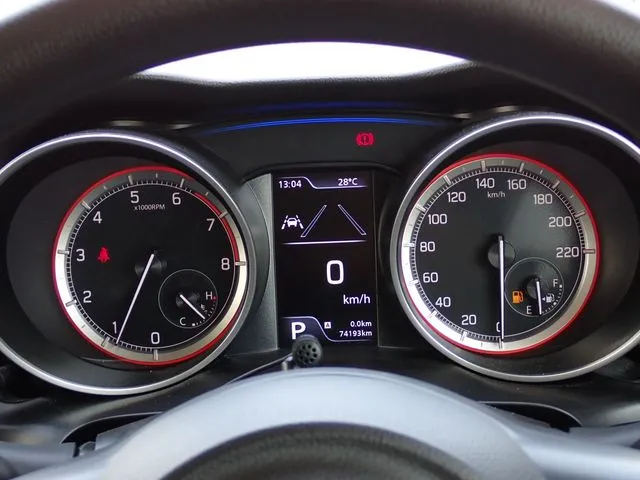 スイフト（スズキ）の車両写真