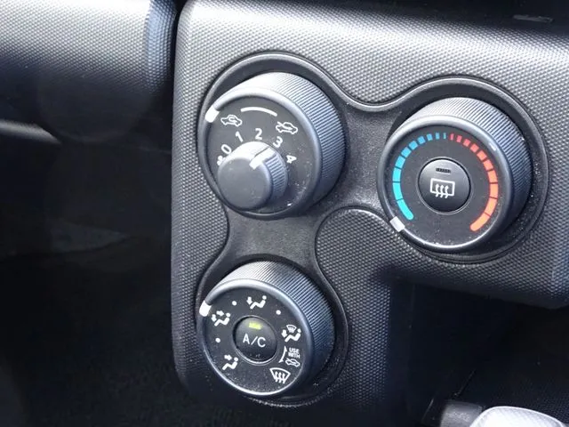 プロボックスバン 4WD(トヨタ)の車両写真