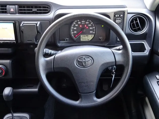 プロボックスバン 4WD(トヨタ)の車両写真