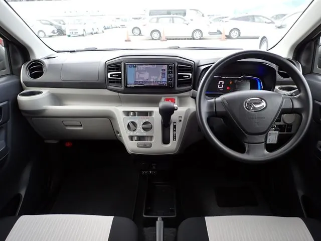 ミラ イース(ダイハツ)の車両写真