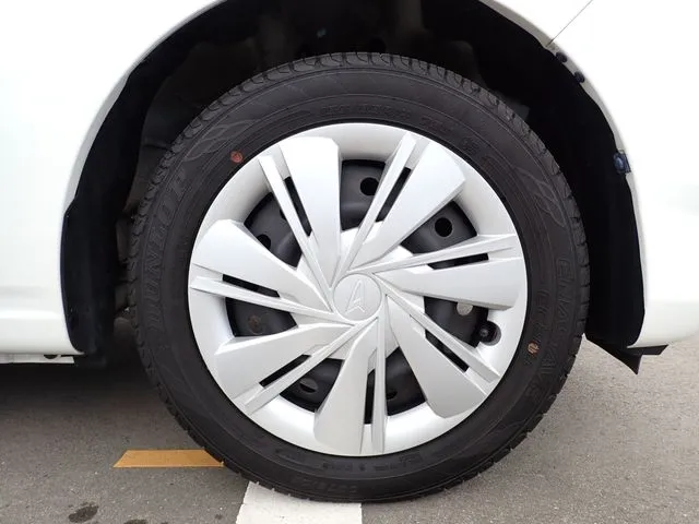 ミラ イース(ダイハツ)の車両写真