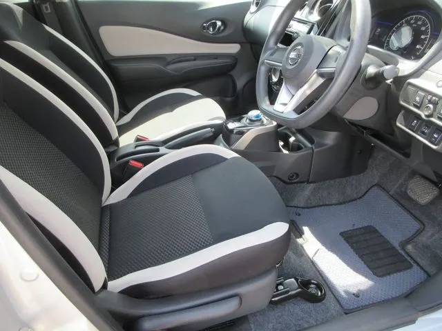 ニッサン ノート