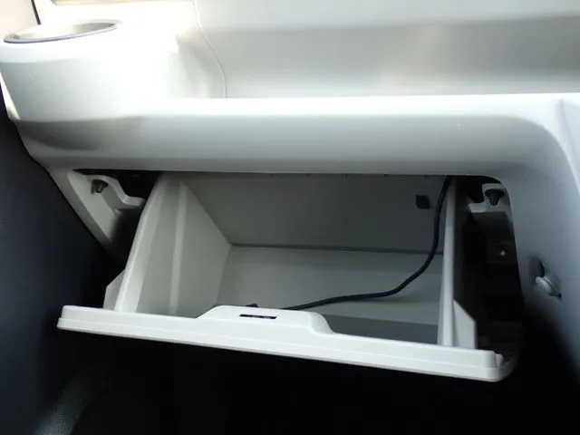 ミラ　イース（ダイハツ）の車両写真