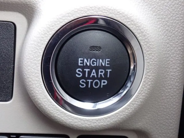 ブーン（ダイハツ）の車両写真