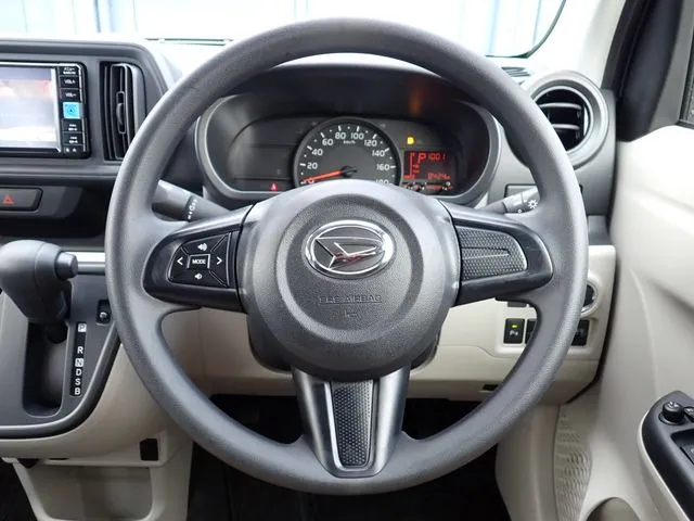 ブーン（ダイハツ）の車両写真