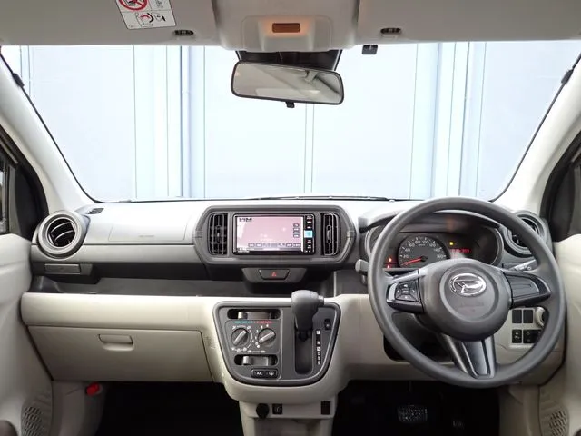 ブーン（ダイハツ）の車両写真