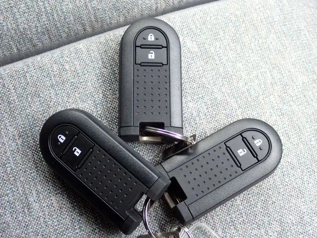 ブーン（ダイハツ）の車両写真