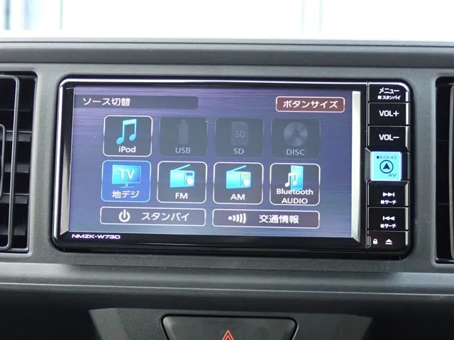 ブーン（ダイハツ）の車両写真