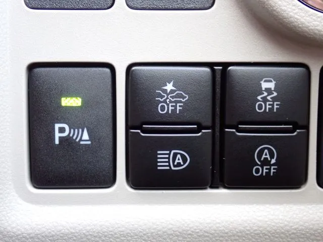 ブーン（ダイハツ）の車両写真