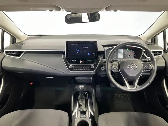 カローラ　ツーリング　ハイブリッド（トヨタ）の車両写真