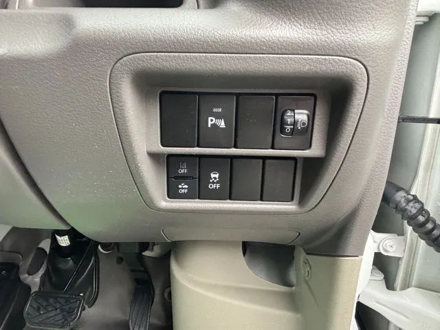 エブリイバン（スズキ）の車両写真