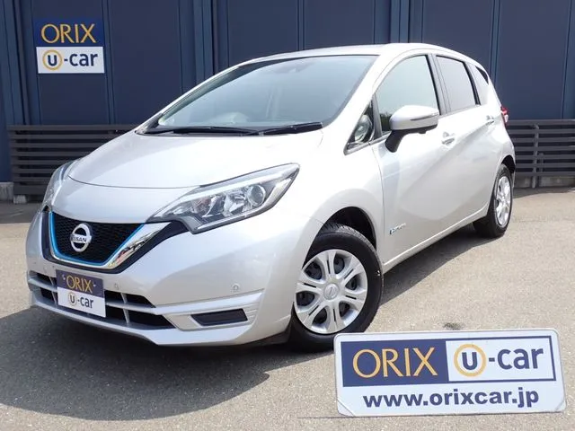 ノート(ニッサン)の車両写真