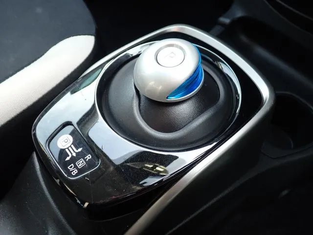 ノート(ニッサン)の車両写真