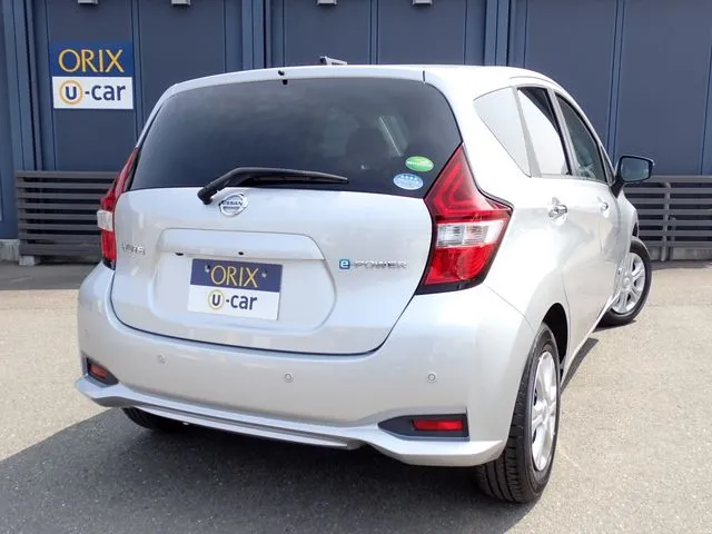 ノート(ニッサン)の車両写真