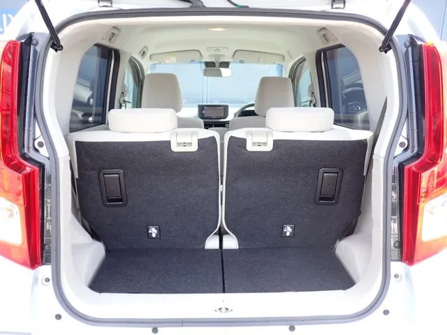 ムーヴ(ダイハツ)の車両写真