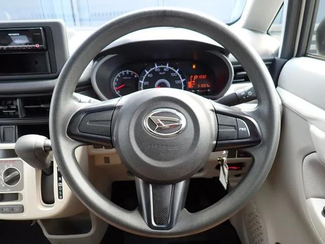 ムーヴ（ダイハツ）の車両写真