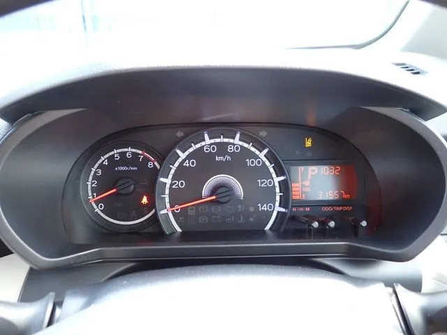 ムーヴ（ダイハツ）の車両写真