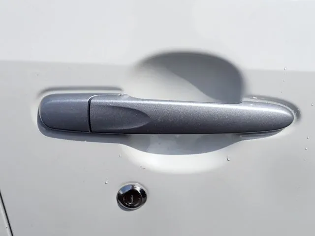 ムーヴ（ダイハツ）の車両写真