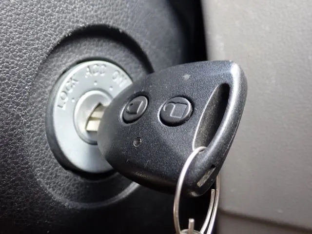 ムーヴ（ダイハツ）の車両写真