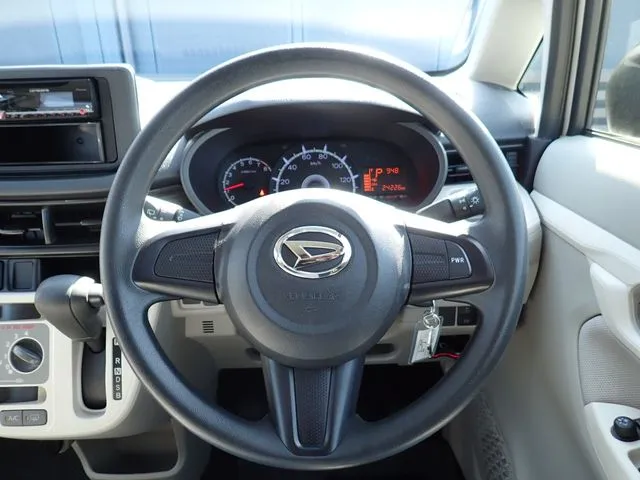 ムーヴ（ダイハツ）の車両写真