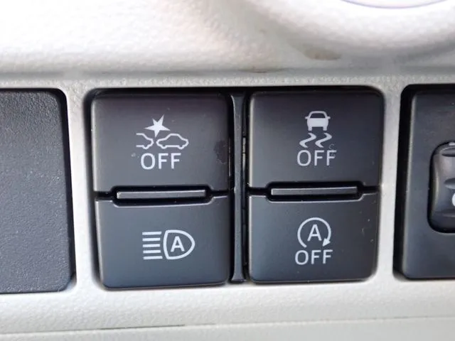 ムーヴ（ダイハツ）の車両写真