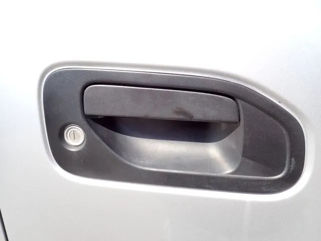 ＮＶ２００バネットバン（ニッサン）の車両写真