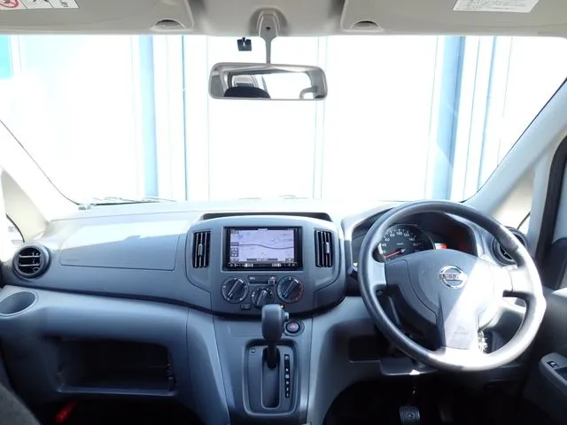 ＮＶ２００バネットバン（ニッサン）の車両写真
